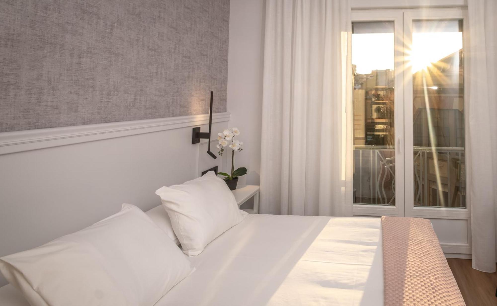 Principe De Vergara Rooms Lujo En El Centro De Logroño Eksteriør bilde